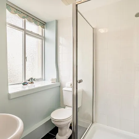2 Bed In Outgate And Tarn Hows Llh01 * הוקסהד